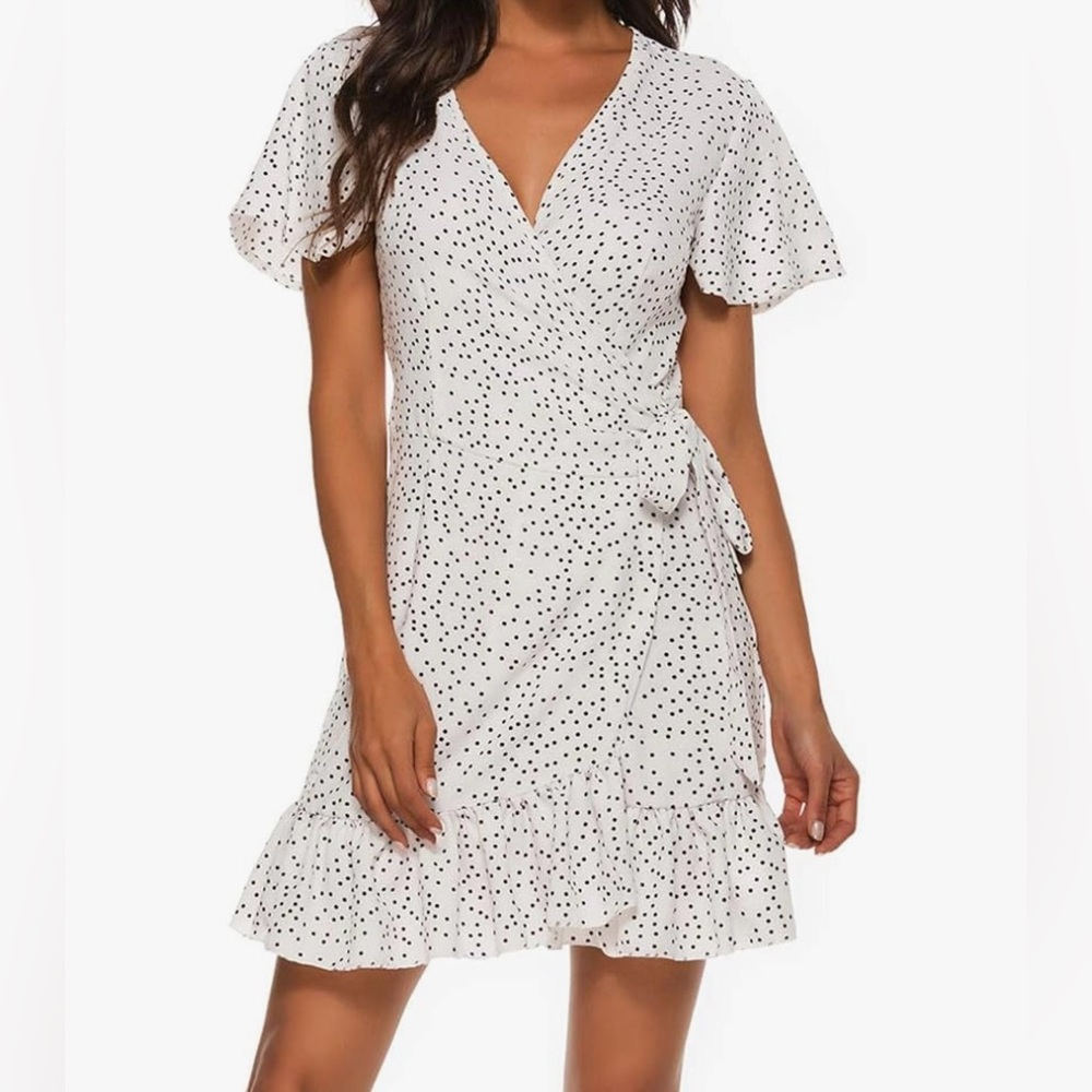 V-Neck Wrap Dress (white & black Polka dot print)